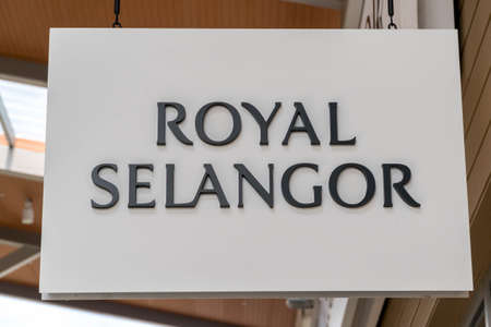 GENTING HIGHLAND, MALAYSIA - SEPTEMBER 16, 2017: Royal Selangor store. Royal Selangor International Sdn Bhd is a Malaysian pewter manufacturer and retailer, the largest of its type in the worldのeditorial素材