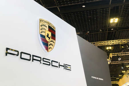 SINGAPORE - JANUARY 12, 2019: Porsche logo at Singapore Motorshowのeditorial素材