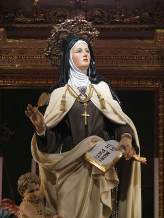 A statue of Saint Teresa of Avila in Cospicua, Malta のeditorial素材