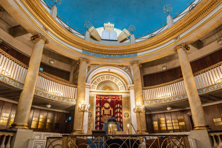 Vienna, Austria, August 21 2019 - The main door of the Vienna central synagogue (Stadttempel Wien) in Seitenstettengasseのeditorial素材