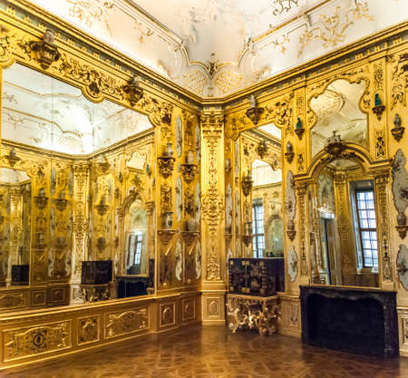 Vienna, Austria - August 13, 2019: Goldenes Zimmer (Gold Room) Art Museum in Unteres Belvedere Palace, Vienna, Austriaのeditorial素材