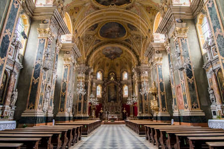 Flower in the main street of Klausen Oberstadt (CittÃ  alta di Chiusa), Alto Adige, SÃ¼dtirol, South Tyrol, Italy, Europeのeditorial素材