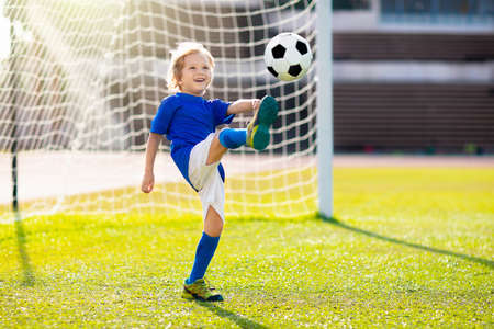 サッカー部の写真 イラスト素材一覧 28 7件 ストックフォトのamanaimages Plus サッカー部の写真 イラスト素材一覧 28 7件 ストックフォトのamanaimages Plus