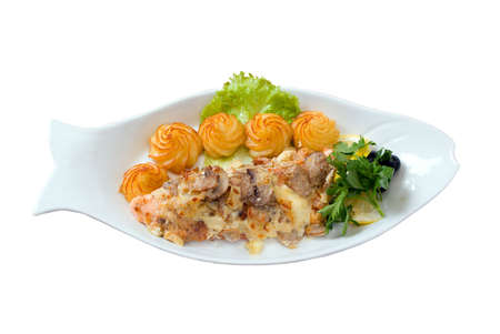 Italian kitchen.Veal with sauce and a potato.close up on a white background.
clipping Path の写真素材