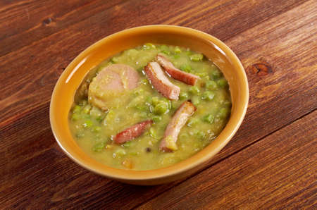 Erwtensoep pea soup - Traditional german cuisine dishの写真素材