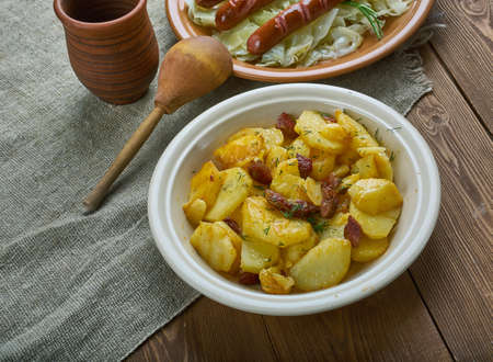  Bratkartoffeln - German Style Fried Potatoes 