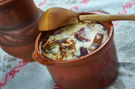 lidaka un ola  - Pike baked in ceramics, Lithuanian cuisineの写真素材