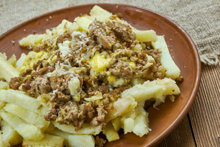 Slow Cooker Chili Con Carne Cheese Fries, Creole Contessa - This makes part of a meal out of just...
