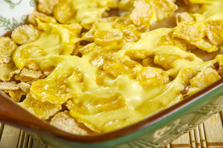 Beef  Nacho Casserole, avorite Mexican flavors and crunchy tortilla chips for dipping.