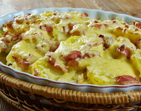 Chicken Tartiflette, French  Chicken Gratin の写真素材