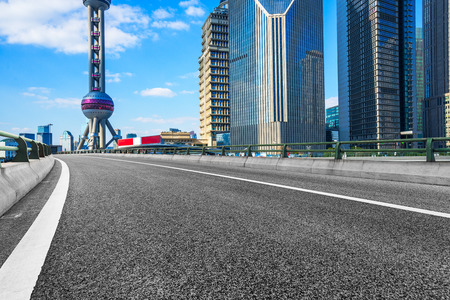 urban road through modern city-Shanghai,China.のeditorial素材