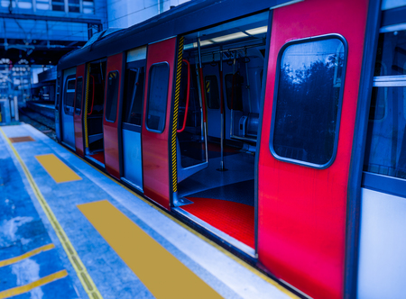 Metro, underground train station,empty platform.のeditorial素材