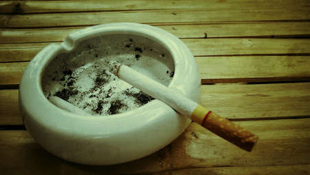lit cigarette and ashtrayの素材