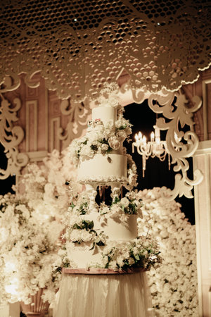 luxury wedding cake with white rose flower decoration (1)の写真素材
