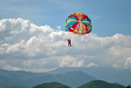Vietnam, Nha Trang. Islands - November, 2017: Parachute flightのeditorial素材