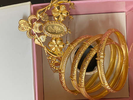 Beautiful Gold jewellery Photos - Rings, Sets, Bangles, Ear and Nose clips.