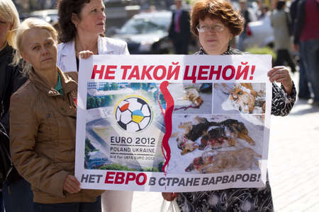 KIEV, UKRAINE - SEPTEMBER 10: Meeting against murder of homeless dogs and cats to EURO 2012 on football. September 10,2010 in Kiev, Ukraine.のeditorial素材