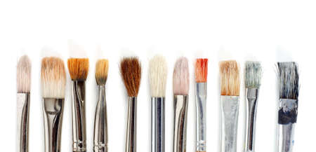 Used various brushes and several colors in horizontal line