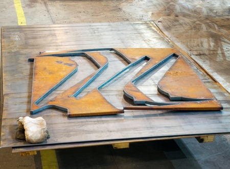 template for manufacturing of grip for Sandwich Panel