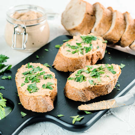 homemade turkey pate on breadの写真素材