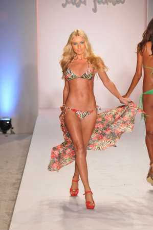 MIAMI - JULY 17: Model walking runway at the Luli Fama Collection for Spring/ Summer 2012 during Mercedes-Benz Swim Fashion Week on July 17, 2011 in Miami, FLのeditorial素材
