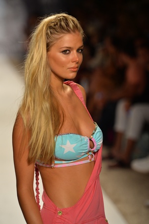 MIAMI - JULY 19: Model walks runway at the Agua Bendita Collection for Spring/ Summer 2014 during Mercedes-Benz Swim Fashion Week on July 19, 2013 in Miami, FL 
のeditorial素材