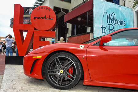 CANCUN, MEXICO - MAY 03: General view outside during semi-finals IBMS 2014 at the Mandala Beach Resort 
on May 03, 2014 in Cancun, Mexico.のeditorial素材