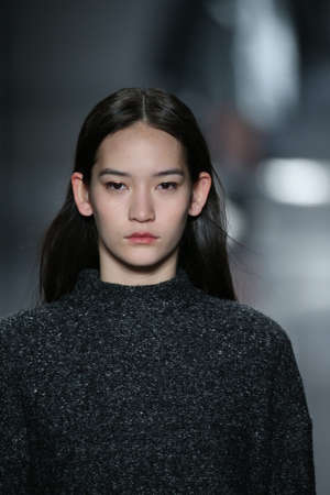 NEW YORK, NY - FEBRUARY 14: A model walks the runway at Noon by Noor fashion show during Mercedes-Benz Fashion Week Fall 2015 at Lincoln Center on February 14, 2015 in New York Cityのeditorial素材