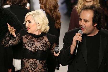 NEW YORK, NY - FEBRUARY 13: Designers Mark and Estel performs on the runway at Mark and Estel fashion show during MBFW Fall 2015 at Lincoln Center on February 13, 2015 in NYC.のeditorial素材