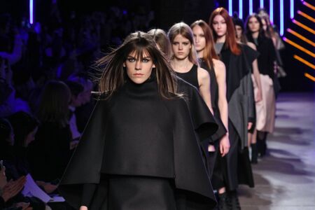 NEW YORK, NY - FEBRUARY 16: Models walk at the Milly By Michelle Smith Show during MBFW Fall 2015 at ArtBeam on February 16, 2015 in NYC.のeditorial素材