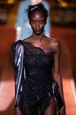 NEW YORK, NY - SEPTEMBER 17: A model walks the runway during the Marc Jacobs Runway Spring 2016 New York Fashion Week: The Shows at Ziegfeld Theater on September 17, 2015 in New York City.のeditorial素材