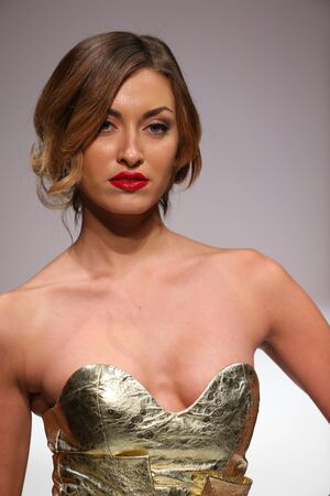 NEW YORK, NY - SEPTEMBER 11: A model walks the runway at the Crisbery's fashion show during Spring 2016 New York Fashion Week at Gotham Hall on September 11, 2015 in New York City.のeditorial素材