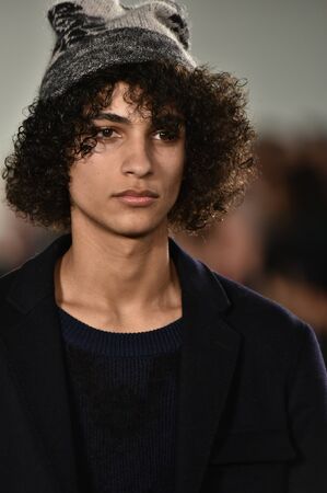 NEW YORK, NY - FEBRUARY 03: A model walks the runway at the Billy Reid fashion show during New York Fashion Week Men's Fall/Winter 2016 on February 3, 2016 in NYC.のeditorial素材