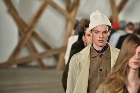 NEW YORK, NY - FEBRUARY 03: Models walk the runway finale at the Billy Reid fashion show during New York Fashion Week Men's Fall/Winter 2016 on February 3, 2016 in NYC.のeditorial素材