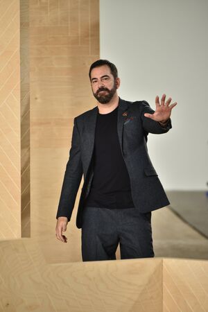 NEW YORK, NY - FEBRUARY 03: Designer Perry Ellis walks the runway wearing Perry Ellis during New York Fashion Week Men's Fall/Winter 2016 on February 3, 2016 in NYC.のeditorial素材