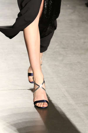 NEW YORK, NY - FEBRUARY 12: A model walks the runway at Pamella Roland fashion show during Fall 2016 New York Fashion Week on February 12, 2016 in NYC.のeditorial素材