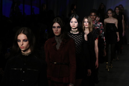 NEW YORK, NY - FEBRUARY 13: : Models walk the runway finale during the Jill Stuart  Fall-Winter 2016 Collection Show on February 13, 2016 in New York City.のeditorial素材
