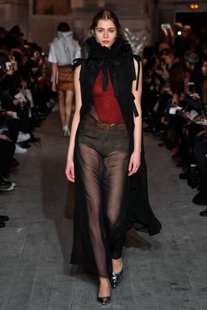 PARIS, FRANCE - MARCH 01: A model walks the runway during the Y/Project show as part of the Paris Fashion Week Womenswear Fall/Winter 2016/2017 on March 1, 2016 in Paris, France.のeditorial素材