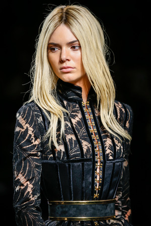 PARIS, FRANCE - MARCH 03: Kendall Jenner walks the runway during the Balmain show as part of the Paris Fashion Week Womenswear Fall/Winter 2016/2017 on March 3, 2016 in Paris, France.のeditorial素材