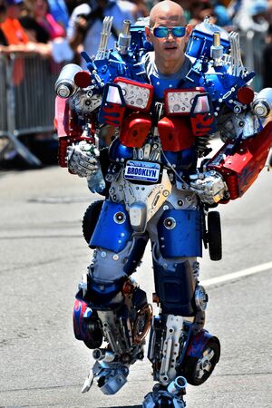 NEW YORK - JUNE 18, 2016: Participants march in the 34th Annual Mermaid Parade at Coney Island, the largest art parade in the nation and a celebration of ancient mythology on June 18, 2016 in Brooklyn NY.のeditorial素材