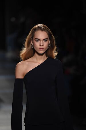 NEW YORK, NY - FEBRUARY 10: A model walks the runway for the Cushnie Et Ochs collection during, New York Fashion Week on February 10, 2017 in New York City.のeditorial素材