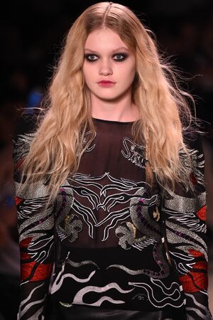 NEW YORK, NY - FEBRUARY 10: A model walks the runway at the Nicole Miller show during the New York Fashion Week February 2017 collections on February 10, 2017 in New York City.のeditorial素材