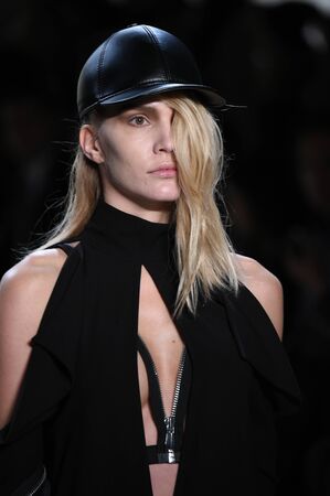 NEW YORK, NY - FEBRUARY 10: A model walks the runway for Hakan Akkaya collection during, New York Fashion Week  on February 10, 2017 in New York City.のeditorial素材