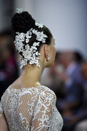 NEW YORK, NY - APRIL 21: A model walks the runway during the Ines di Santo Spring/Summer 2018 bridal fashion show at The IAC Building on April 21, 2017 in New York City.のeditorial素材