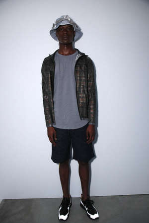 NEW YORK, NY - JULY 11: A model poses during the Dyne presentation during NYFW: Mens July 2017  on July 11, 2017 in New York City.のeditorial素材