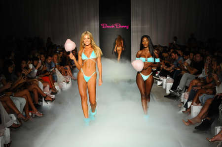 MIAMI, FL - JULY 21: Models walk the runway at the Beach Bunny  fashion show during Funkshion Swim Fashion Week at the Funkshion Tent on July 21, 2017 in Miami Beach, Florida.のeditorial素材