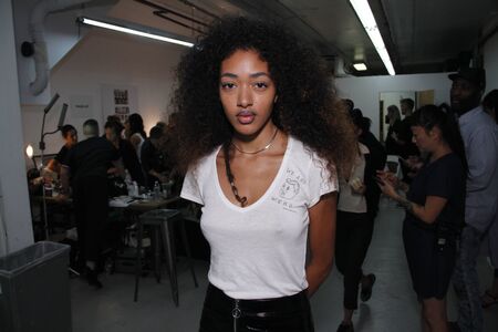 NEW YORK, NY - SEPTEMBER 06: A model getting posing backstage before the PH5 Presentation during New York Fashion Week on September 6, 2017 in New York City.のeditorial素材