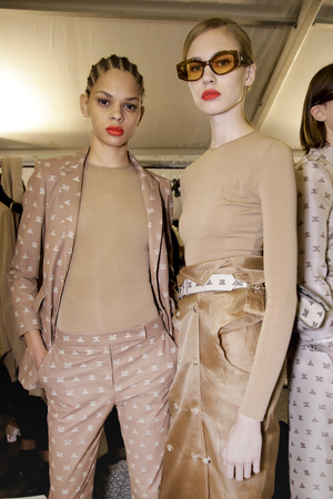 MILAN, ITALY - SEPTEMBER 21: Models are seen backstage ahead of the Max Mara show during Milan...