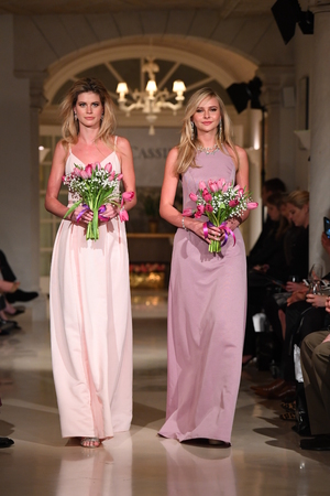 NEW YORK, NY - APRIL 12: Models walk the runway during the Oleg Cassini Spring 2019  Bridal fashion show on April 12, 2018 in New York City.のeditorial素材