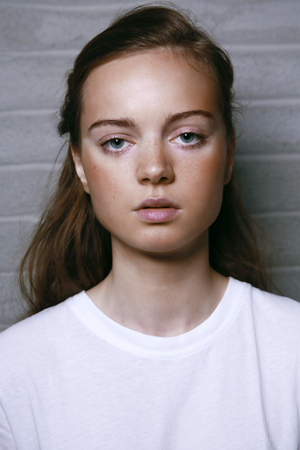 MILAN, ITALY - SEPTEMBER 24: A model is seen ahead backstage of the Au Jour Le Jour show during Milan Fashion Week Spring/Summer 2018 on September 24, 2017 in Milan, Italy.のeditorial素材